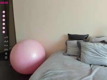 girl
        emilymilf__ cam image #1983919