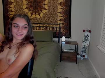 couple
        camilababyxo cam image #2203367