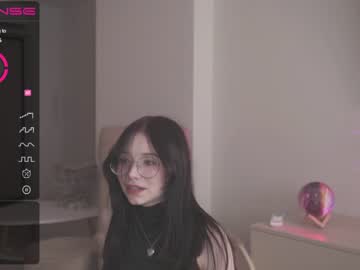 girl
        oki_dokie cam image #2177666
