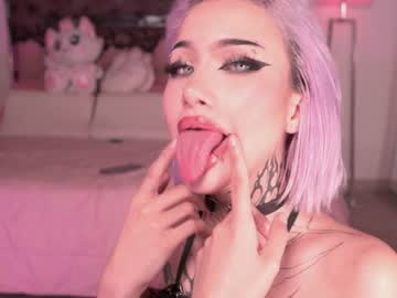 girl
        goth_dolll cam image #3288235