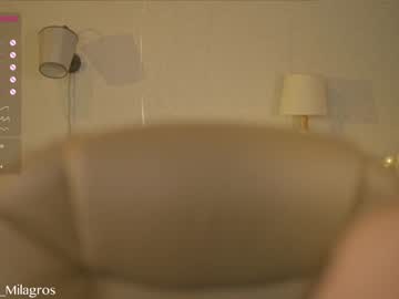 girl
        mia_milagros cam image #1391880