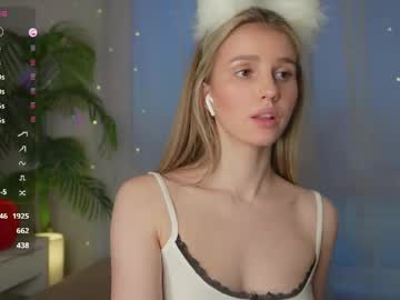 girl
        fluffy_angel cam image #6208086