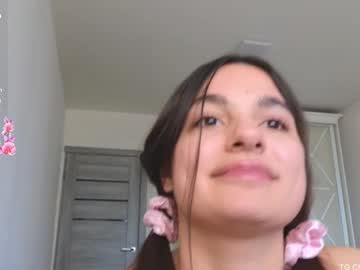 girl
        jessiexxi cam image #6752094