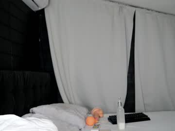 girl
        dee_waters cam image #1487246