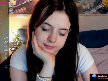 girl
        nessa_more cam image #665121