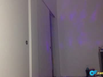 couple
        zaneandzara cam image #2212356