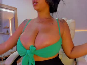 girl
        anahi_ryan cam image #5914639