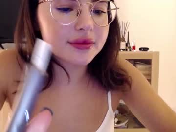 girl
        playnofuckinggames cam image #2323619