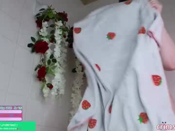 girl
        crimsonkitten cam image #6142124