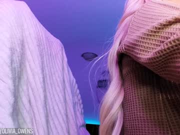 girl
        oliviaowens cam image #4769952