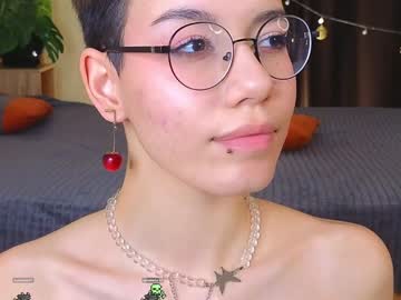 girl
        riskyteasse cam image #5949158