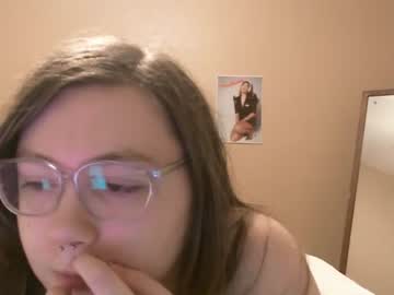 girl
        kkisbabyy cam image #4193917