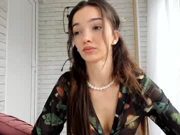 girl
        sassyt33n cam image #5115413