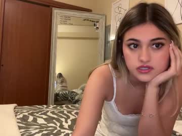 girl
        babymia4u cam image #6075373