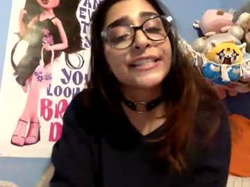 girl
        heavensbunny cam image #5631085