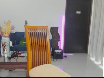 couple
        ellcrys cam image #1011208