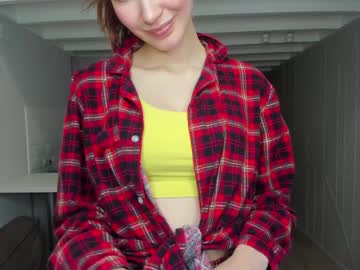 girl
        _calipso cam image #2581554