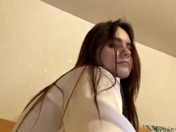 girl
        mia_cutesisa cam image #6907074