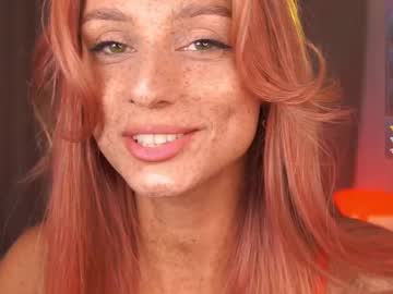 girl
        artease cam image #6796372