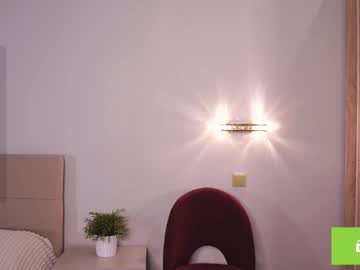 girl
        fannyedger cam image #6819005