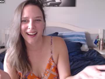 girl
        bluexstacey cam image #6471109