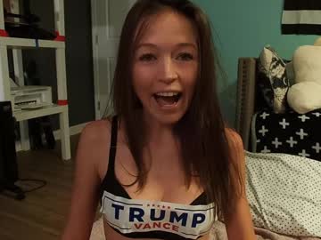 girl
        anabelleleigh cam image #5382187