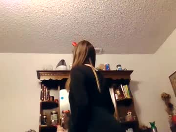 girl Live Cam Girls Love To Strip Naked For Their Viewers with allibuns