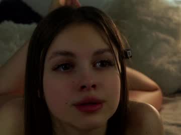 girl
        a_whole_eternity cam image #5406499