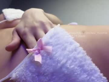 girl
        lesi_moonie cam image #5982819