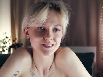 girl Live Cam Girls Love To Strip Naked For Their Viewers with lili_summer