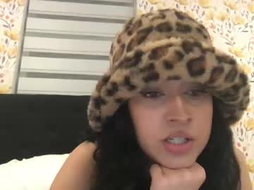 girl
        cecejoyx cam image #5852235