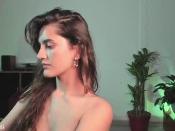 girl
        marmuse cam image #2161215