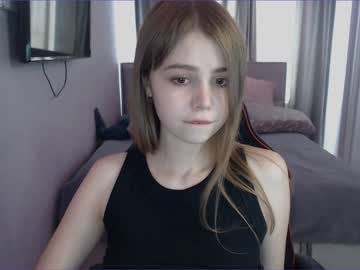 girl
        tripleprinces cam image #2012235