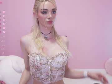girl
        bunnydollstella cam image #2842374