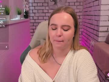 girl
        new_kamelia cam image #5336362