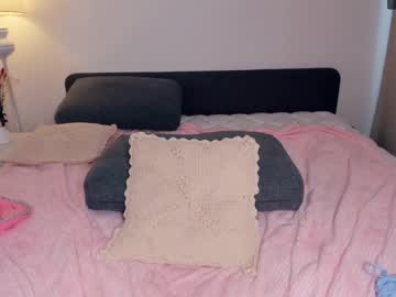 girl
        di_huny cam image #2701317