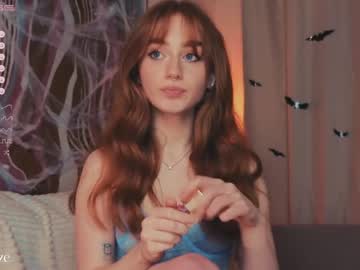 girl
        lizzy_blaze cam image #2612470