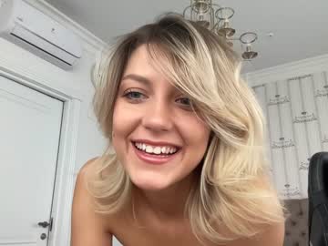 girl
        sweet_tinker_bell cam image #3626070