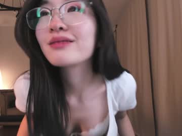 girl
        natsumiito cam image #3027184
