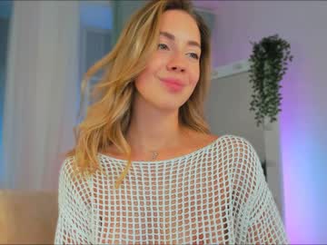 girl
        emmi_rosee cam image #2659064