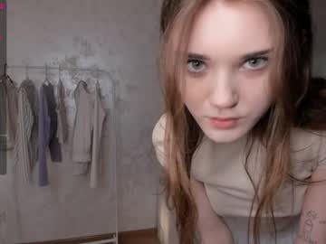 girl
        minnietammy cam image #1934193