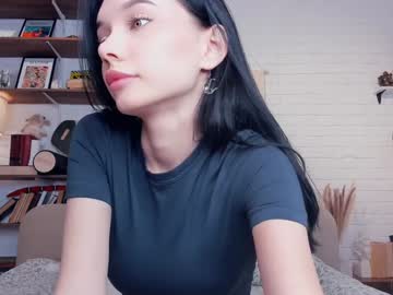 girl
        riskyproject cam image #5315808