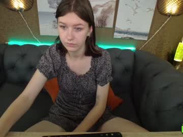 girl
        alex_coall cam image #1810202