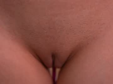 girl
        dovia cam image #6530770