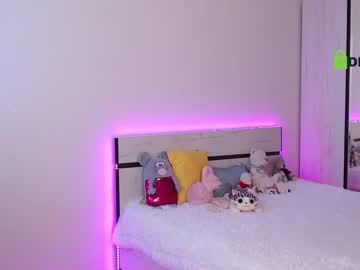 girl
        princess_lolli cam image #632446