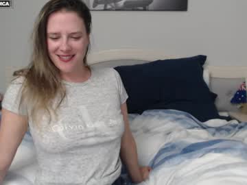 girl
        bluexstacey cam image #5145248