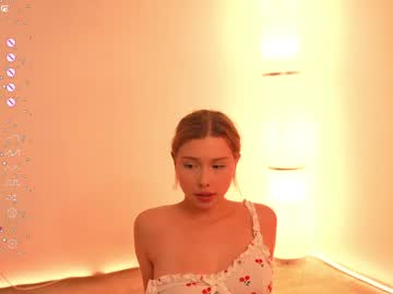 girl
        april_blush cam image #5692465