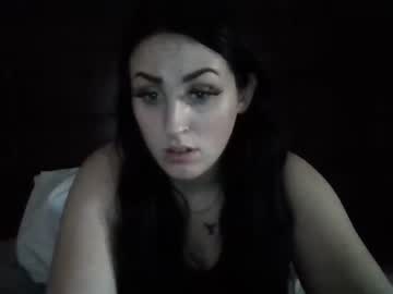 girl
        kk_jww cam image #629493