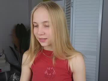 girl
        appr0ved cam image #956601