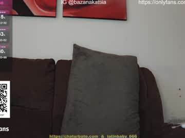 girl
        latinbaby_666 cam image #4391884